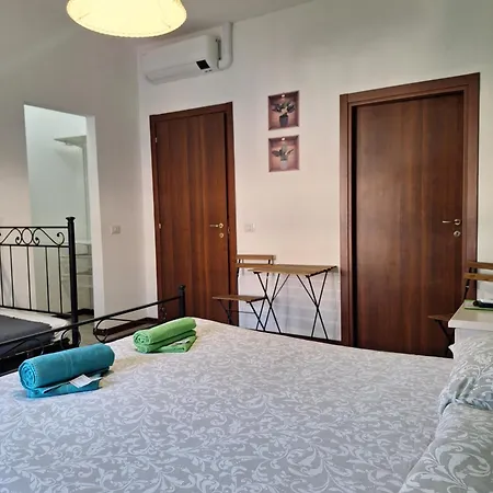 & Breakfast - La Tana Del Luppolo Valmadrera