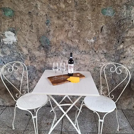 B&B Near Lake Como - Breakfast Included - Close To Train & Bus イン ヴァルマドレーラ