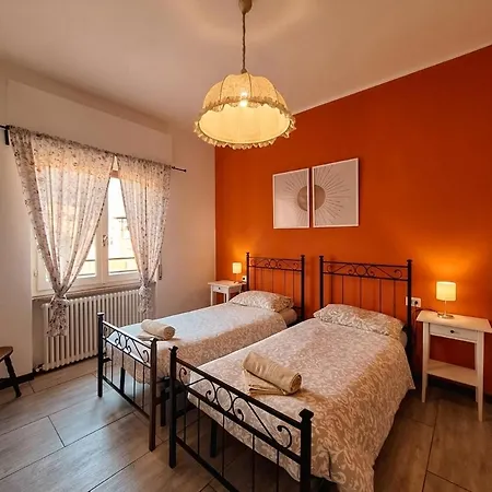 Near - Breakfast Included - Close To Train & Bus Herberg Valmadrera