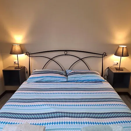 Near - Breakfast Included - Close To Train & Bus * Valmadrera