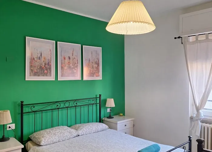 & Breakfast - La Tana Del Luppolo * Вальмадрера